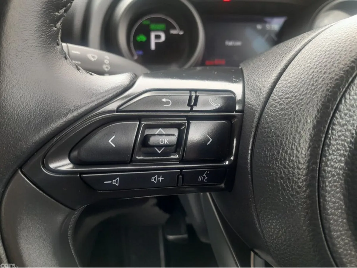 Toyota Yaris Cross SUV, Petrol Hybrid, 2023, Black