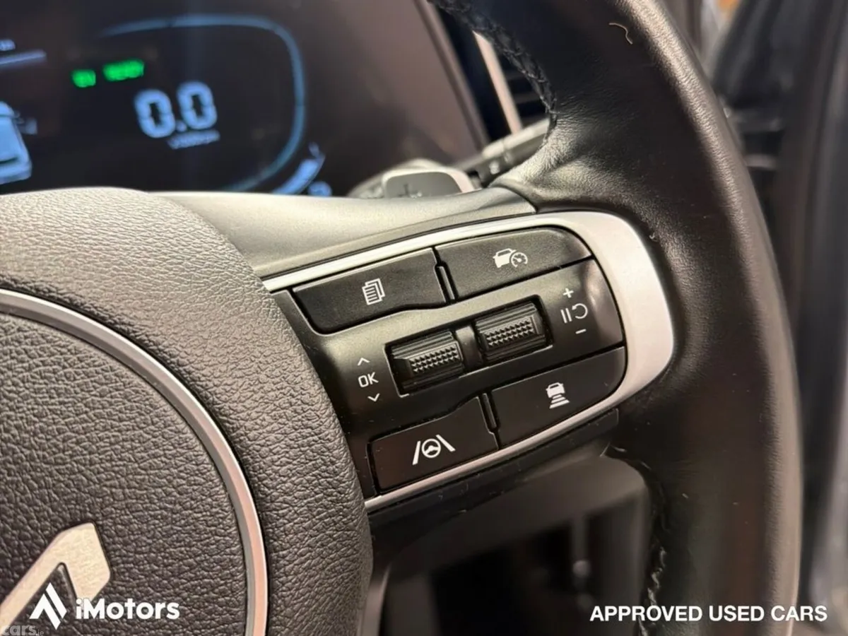 Kia Sportage SUV, Petrol Hybrid, 2023, Grey