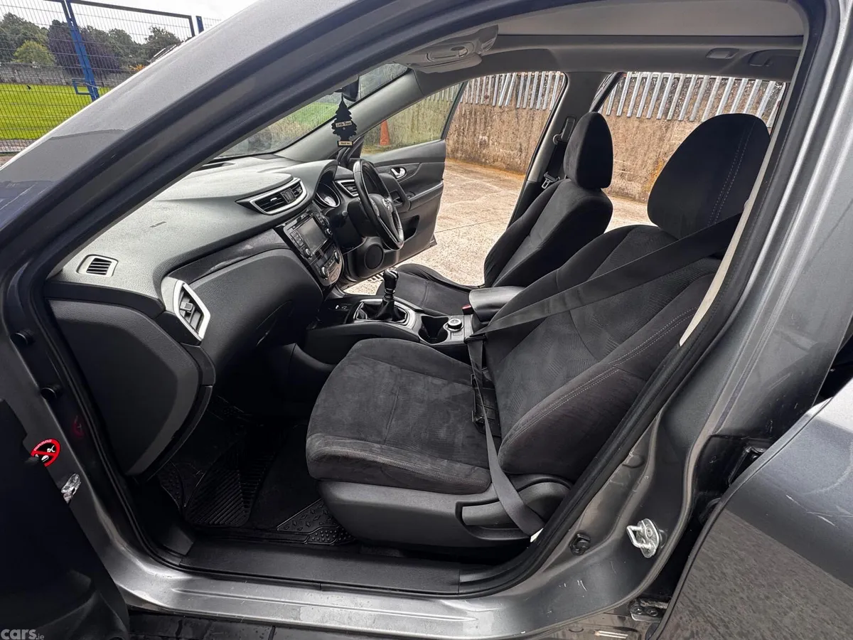 Nissan X-Trail SUV, Diesel, 2015, Grey
