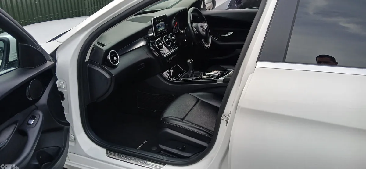 Mercedes-Benz C-Class Saloon, Diesel, 2016, White