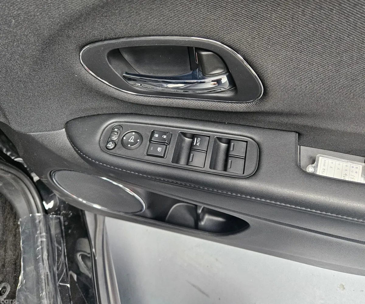 Honda Vezel Estate, Petrol Hybrid, 2021, Black
