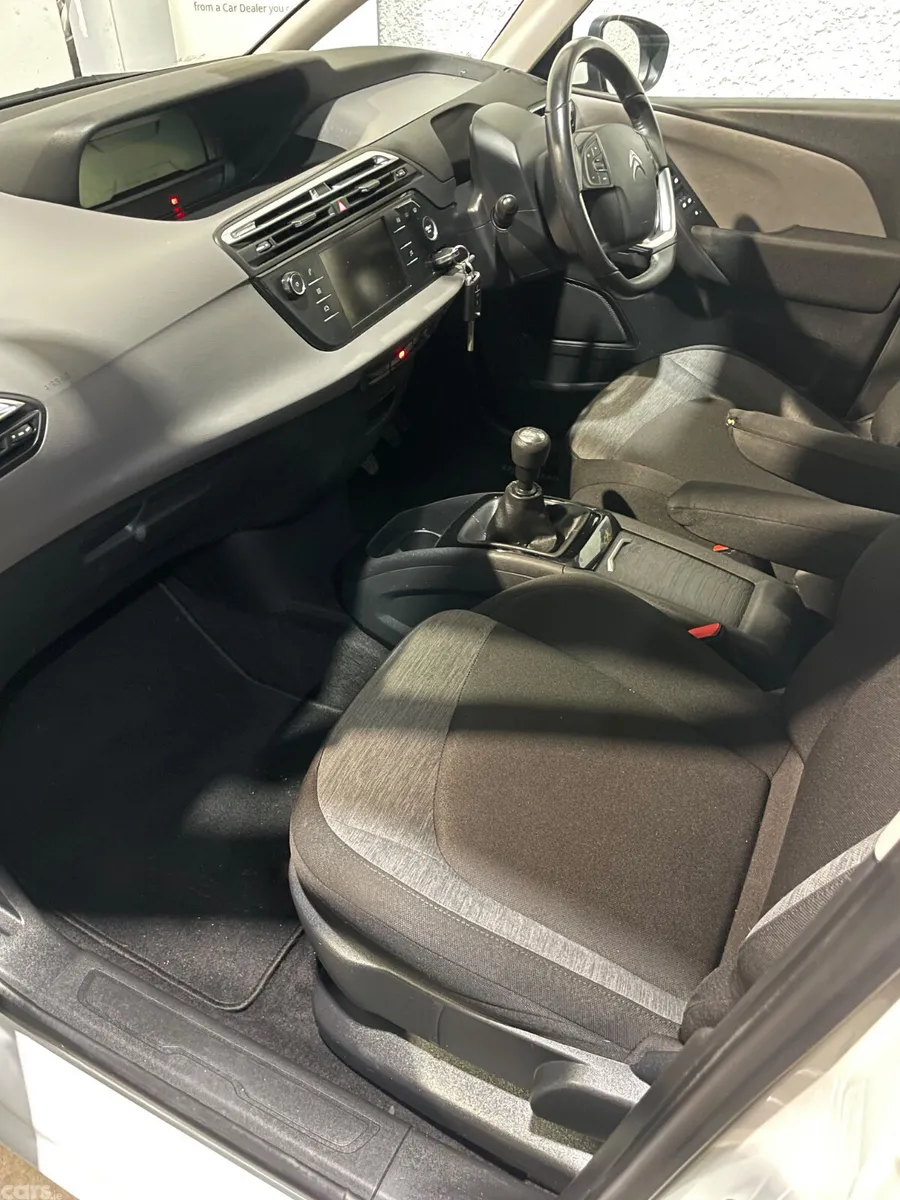 Citroen C4 Hatchback, Diesel, 2017, White