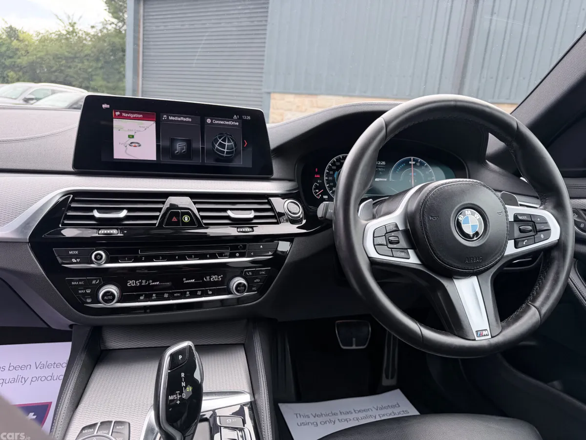 BMW 5-Series Saloon, Petrol Plug-in Hybrid, 2018, Black