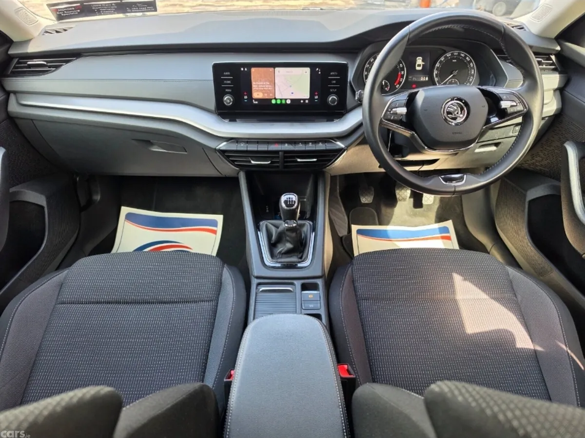 Skoda Octavia Saloon, Diesel, 2023, Black