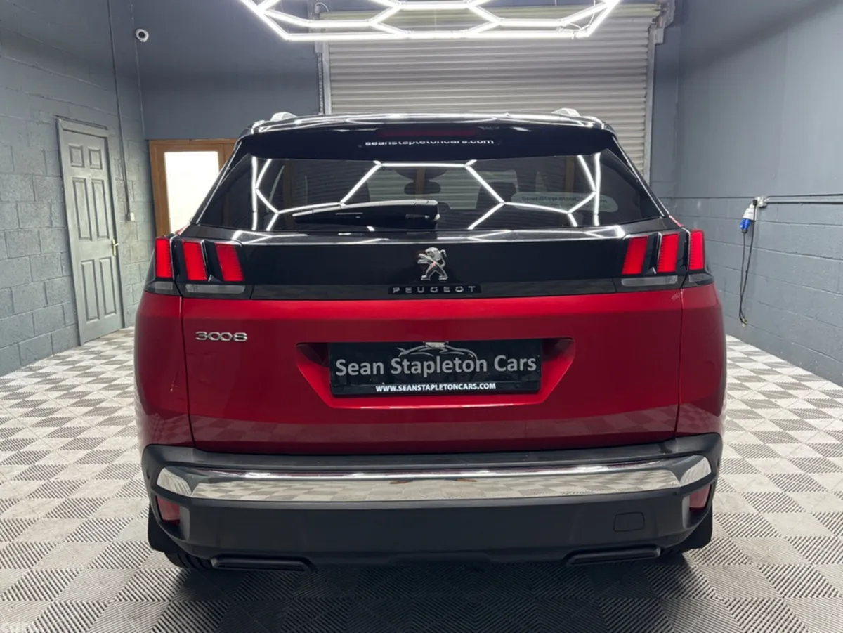 Peugeot 3008 MPV, Diesel, 2024, Red