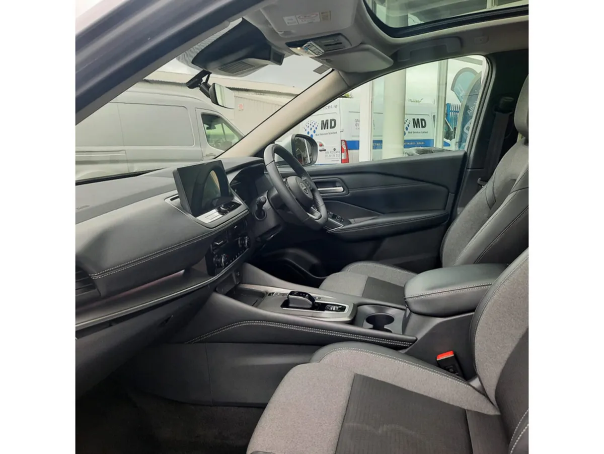 Nissan Qashqai MPV, Petrol Hybrid, 2026, Grey