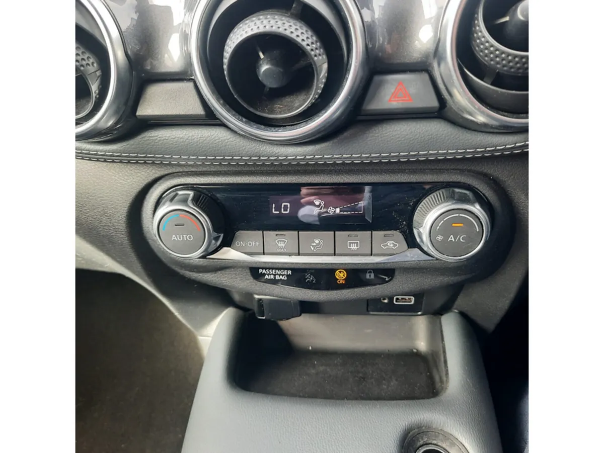 Nissan Juke MPV, Petrol, 2021, White