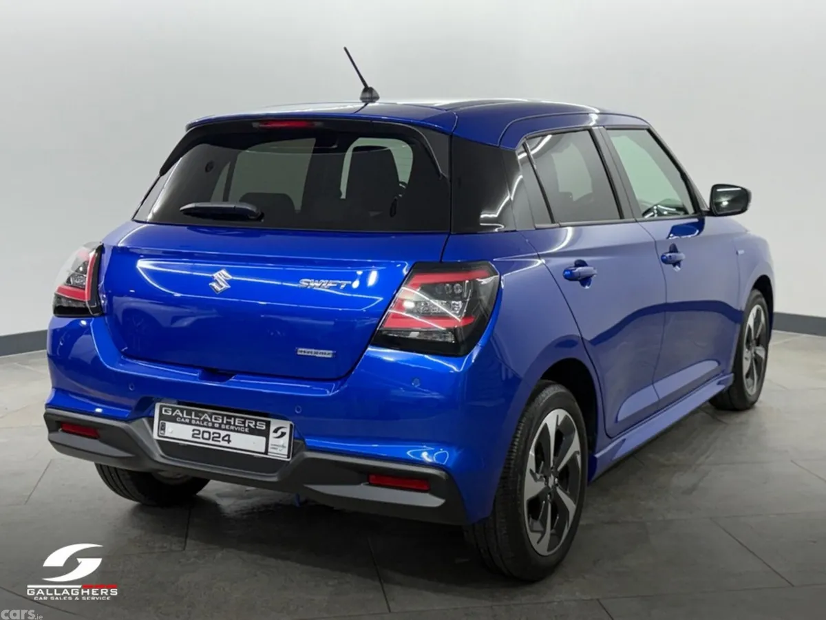 Suzuki Swift Hatchback, Petrol Hybrid, 2024, Blue