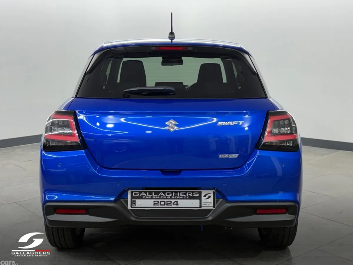 Suzuki Swift Hatchback, Petrol Hybrid, 2024, Blue