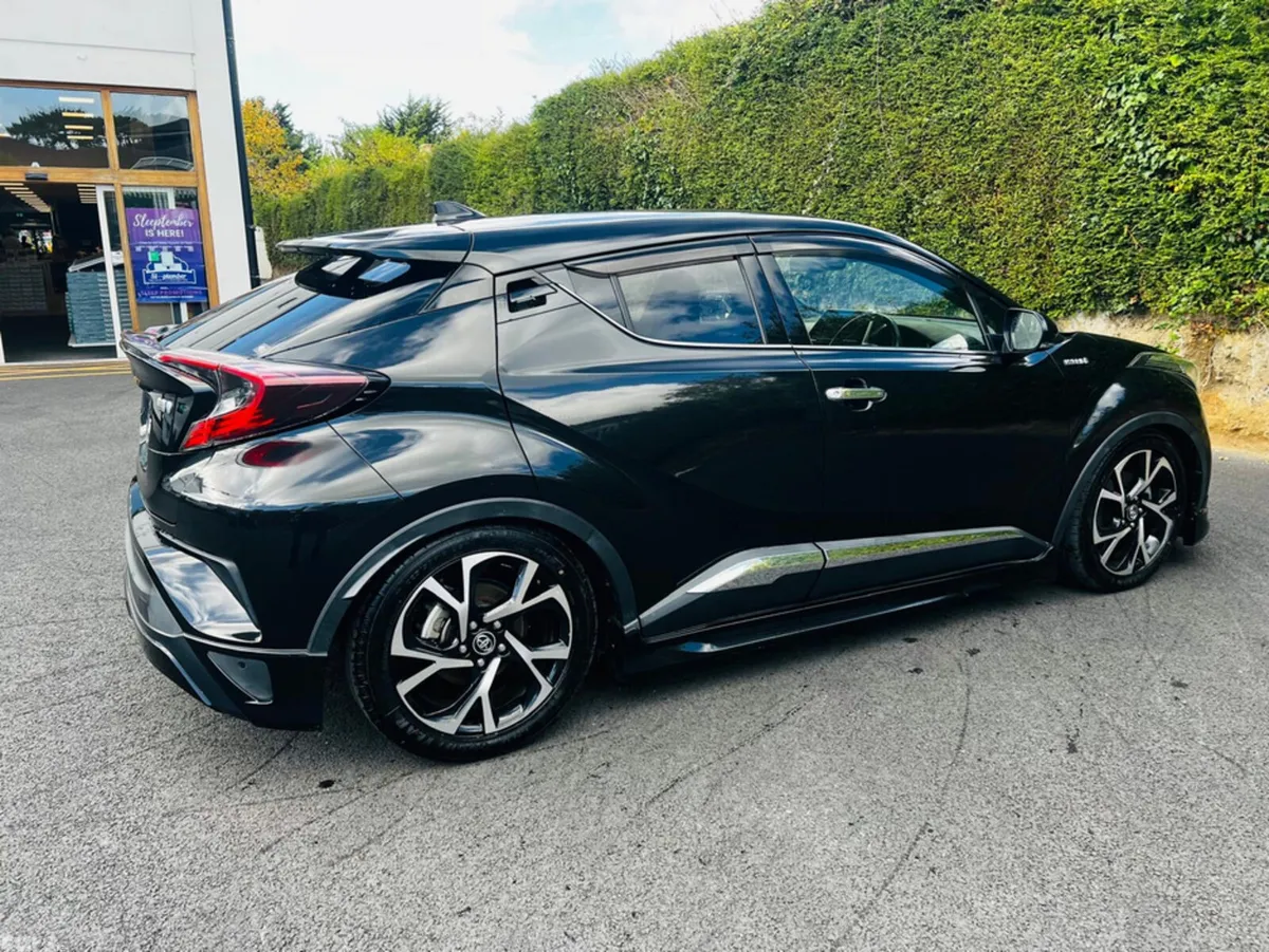 Toyota C-HR SUV, Petrol Hybrid, 2018, Black