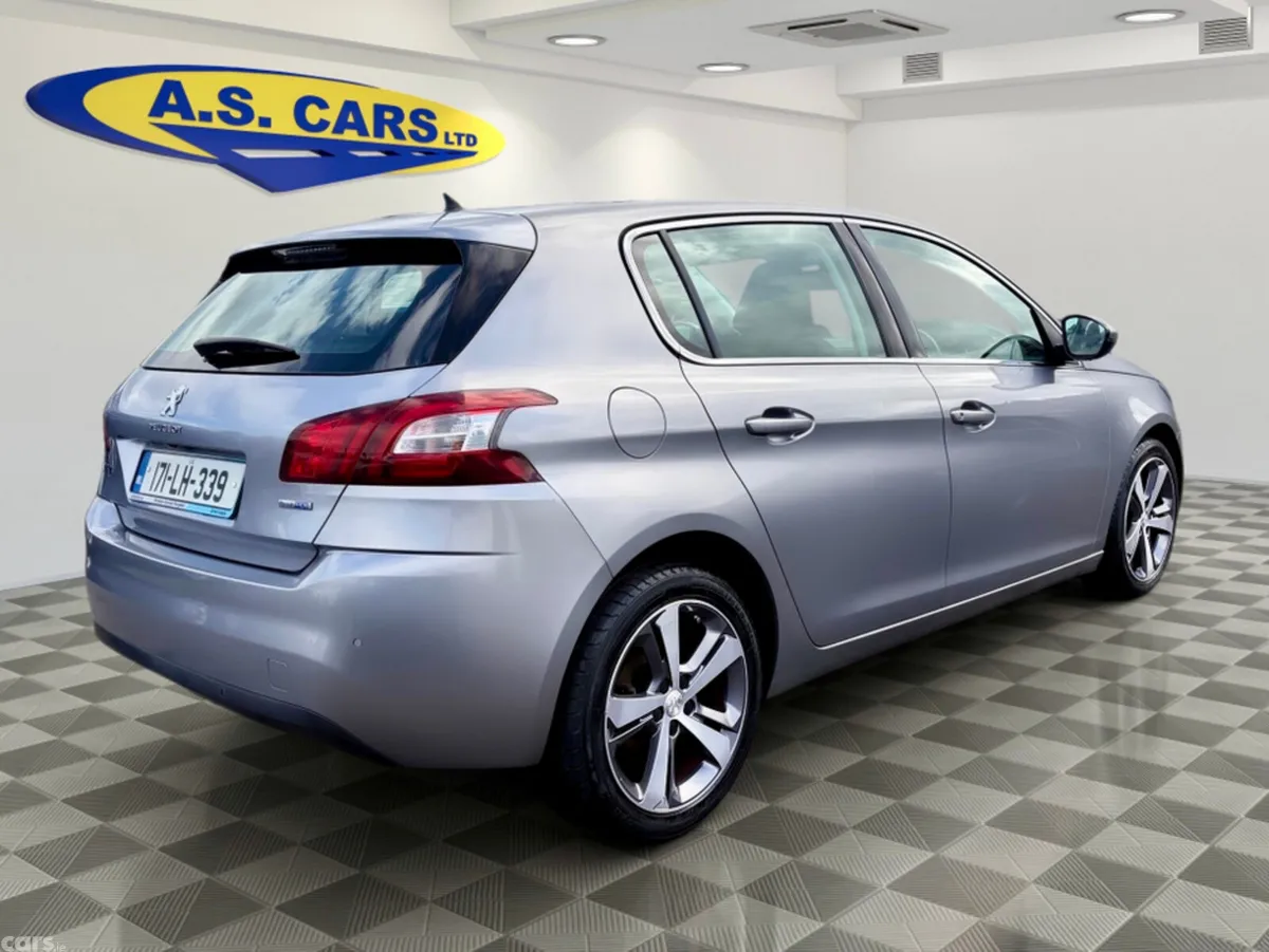 Peugeot 308 Hatchback, Diesel, 2017, Grey