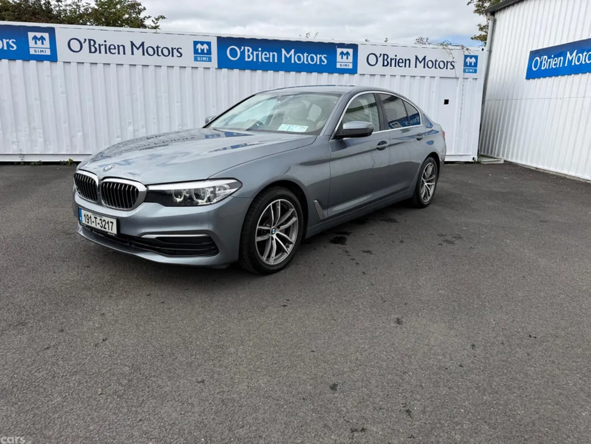 BMW 5-Series Saloon, Diesel, 2019, Blue