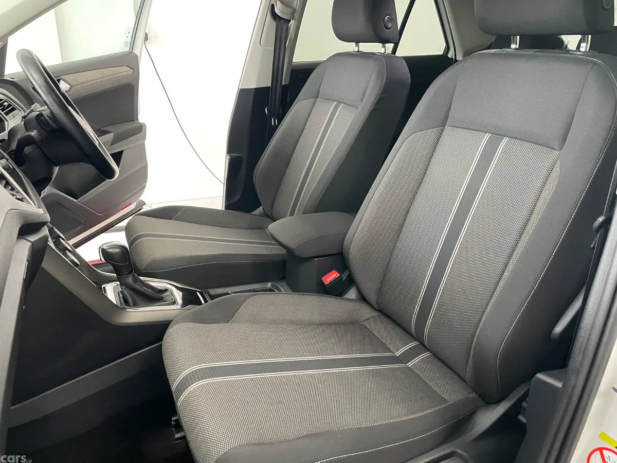 Volkswagen T-Roc Hatchback, Diesel, 2020, White