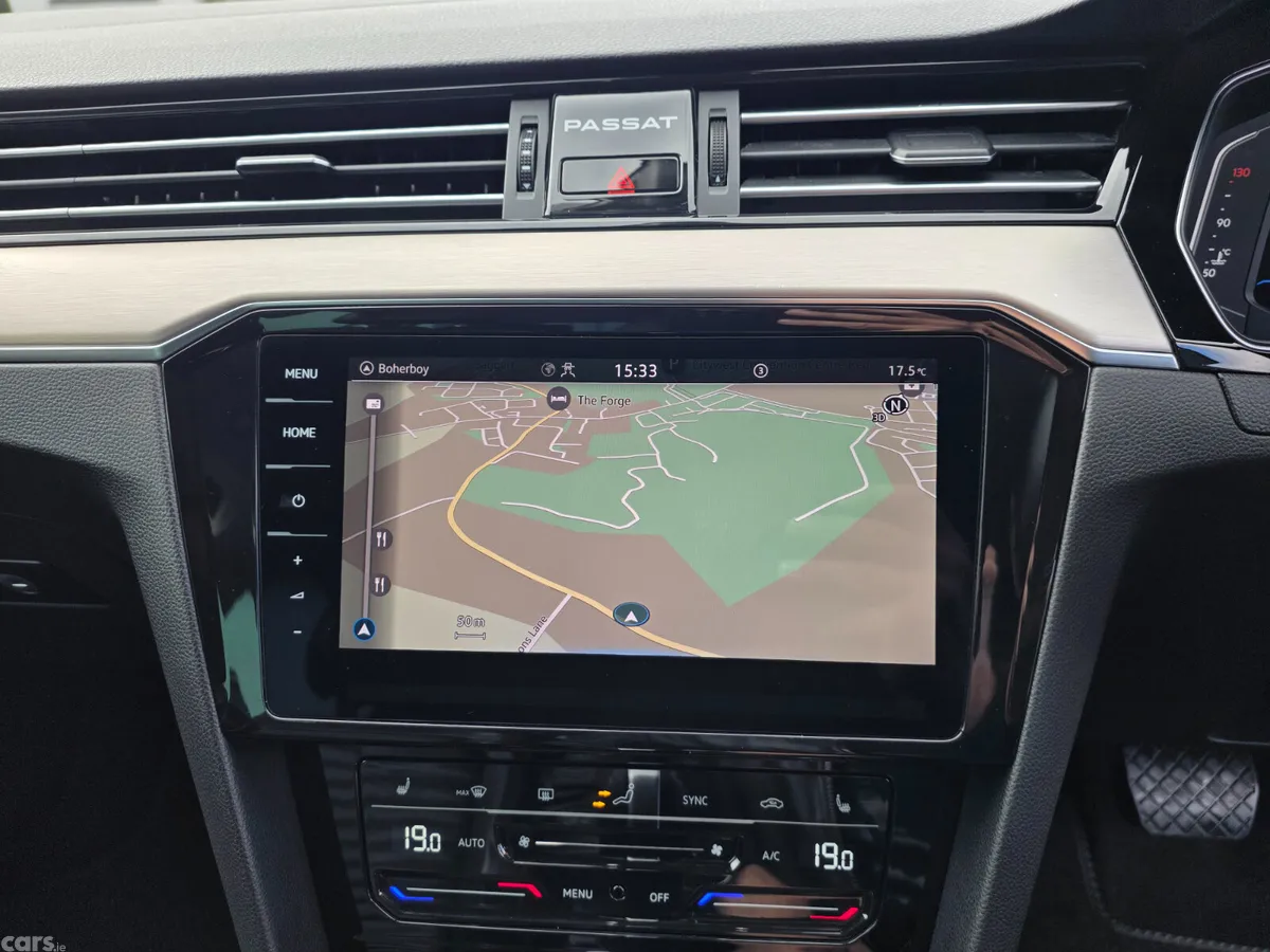 Volkswagen Passat Estate, Diesel, 2022, Blue