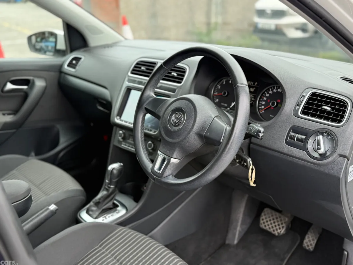 Volkswagen Polo Hatchback, Petrol, 2013, White