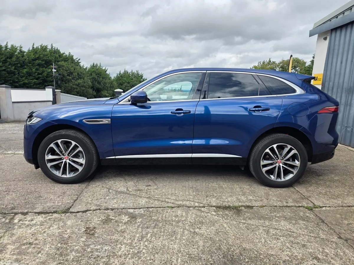 Jaguar F-Pace SUV, Petrol Plug-in Hybrid, 2022, Blue