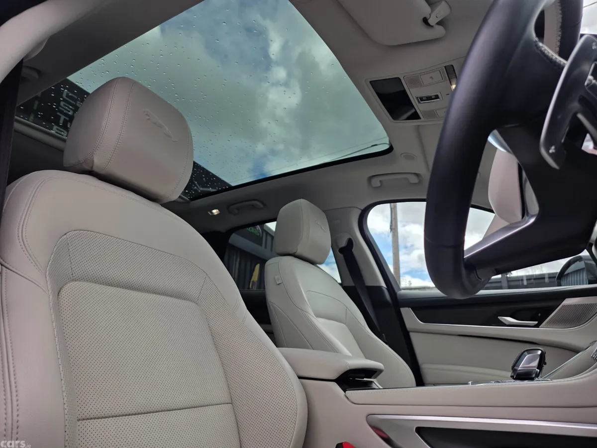 Jaguar F-Pace SUV, Petrol Plug-in Hybrid, 2022, Blue
