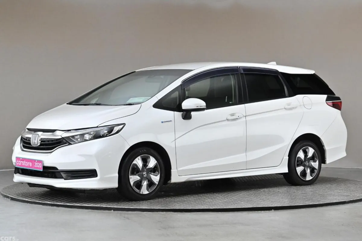 Honda Shuttle MPV, Petrol Hybrid, 2020, White