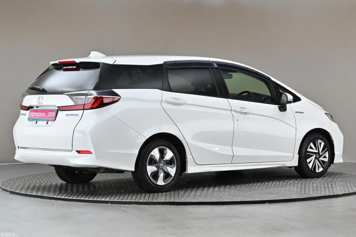 Honda Shuttle MPV, Petrol Hybrid, 2020, White
