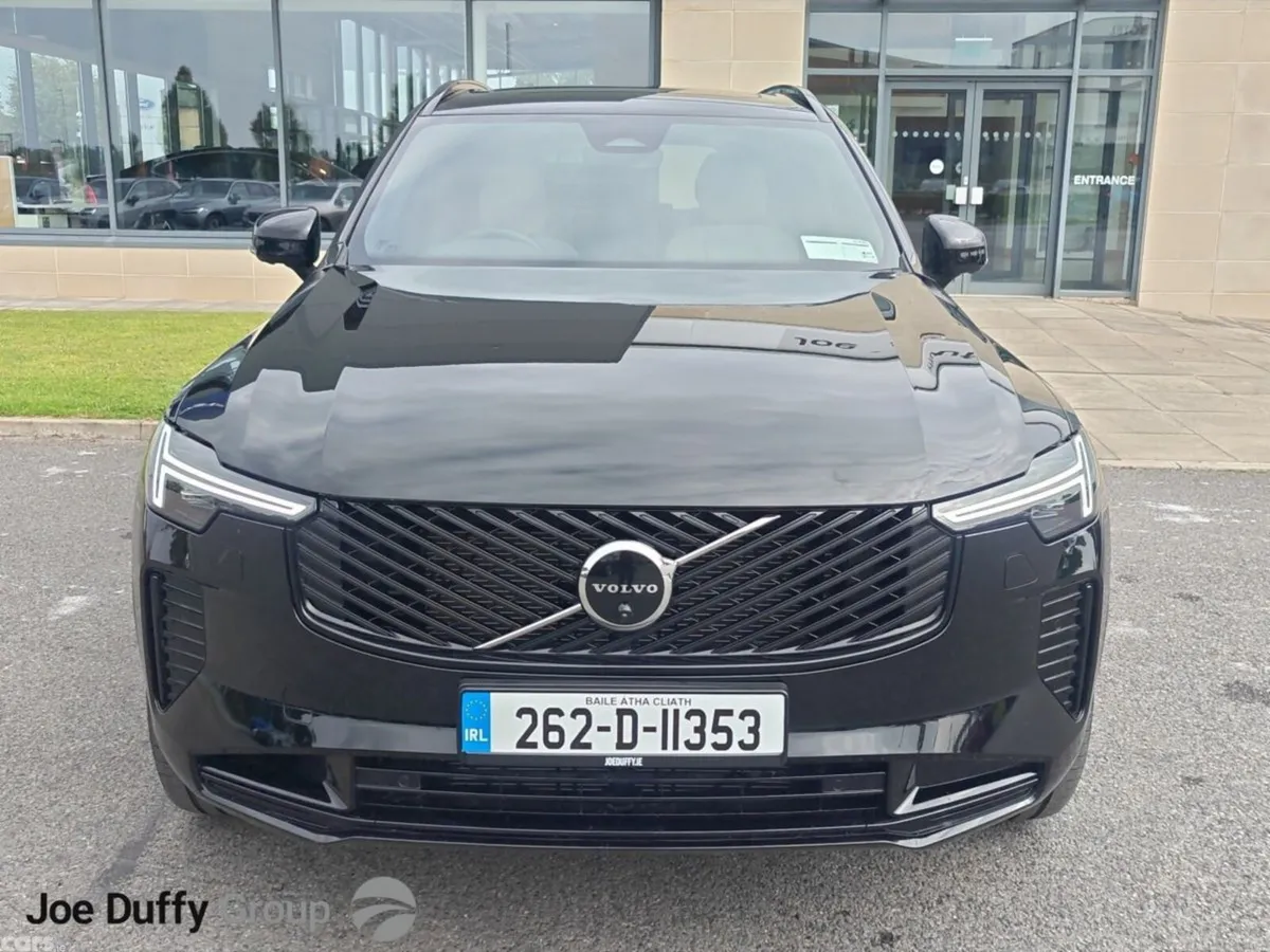 Volvo XC90 SUV, Petrol Plug-in Hybrid, 2026, Black