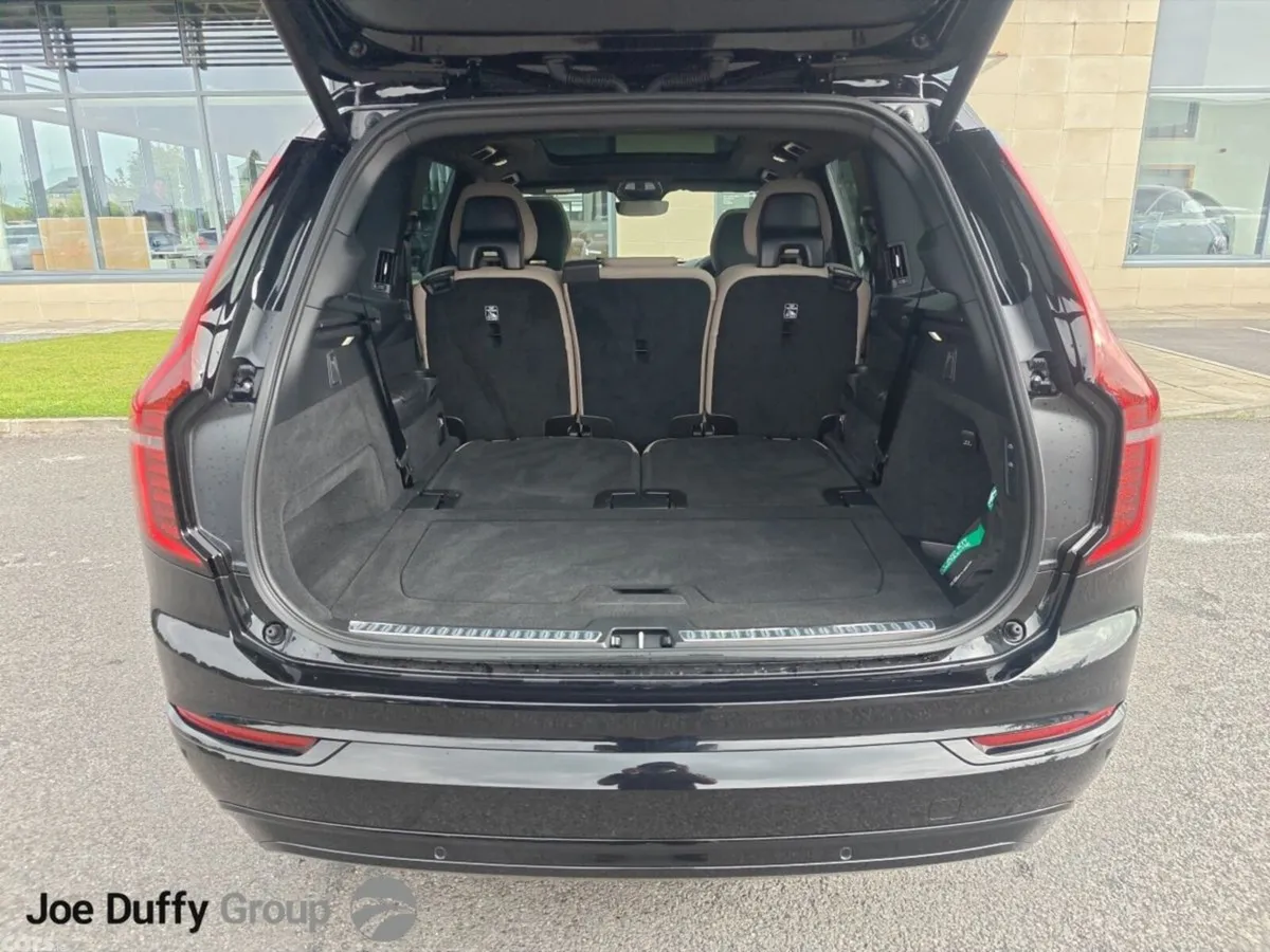 Volvo XC90 SUV, Petrol Plug-in Hybrid, 2026, Black