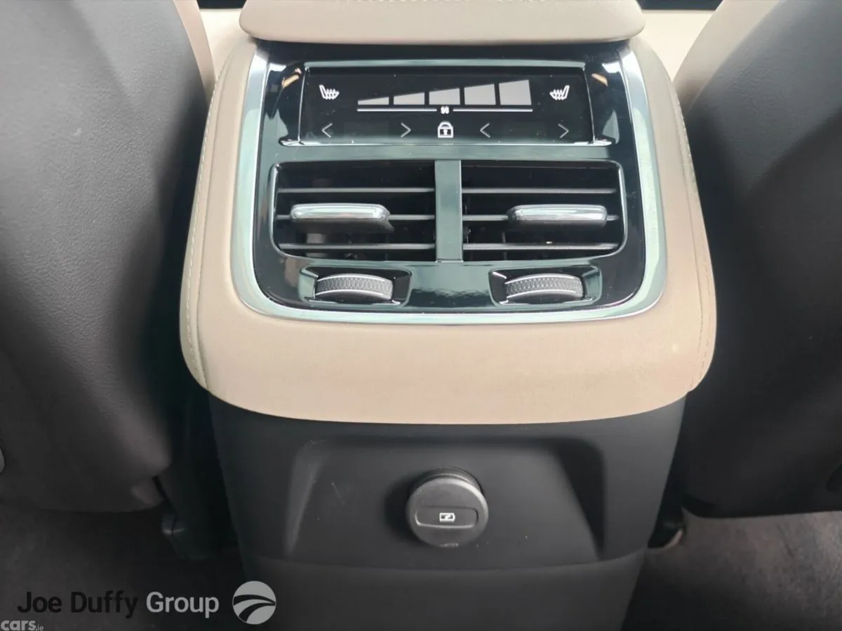 Volvo XC90 SUV, Petrol Plug-in Hybrid, 2026, Black