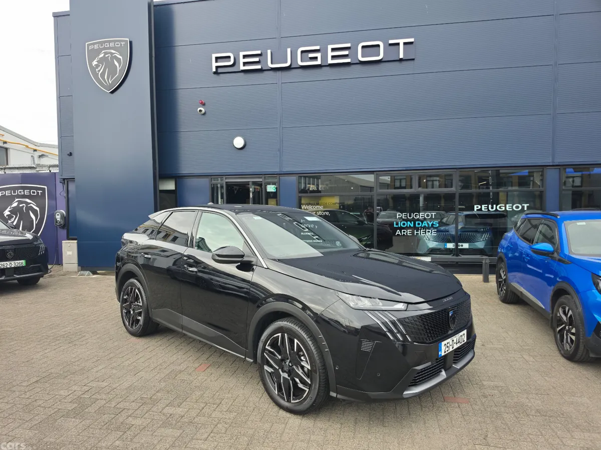 Peugeot 3008 MPV, Petrol, 2025, Black