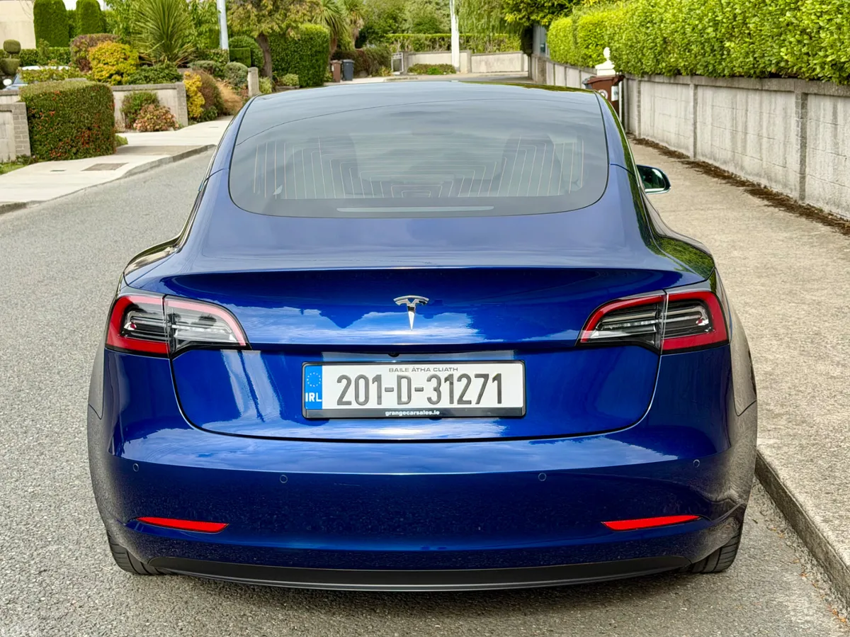 Tesla Model 3 Saloon, Electric, 2020, Blue