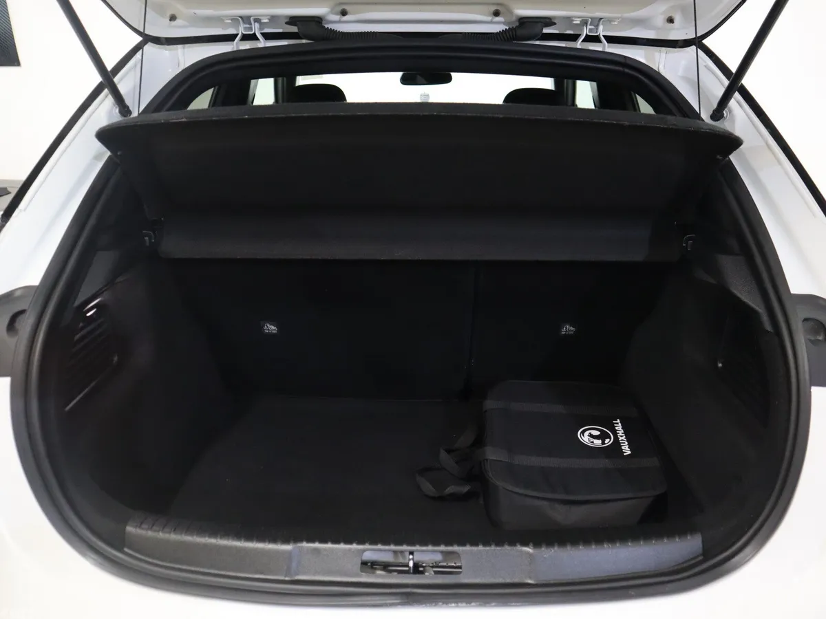 Vauxhall Mokka SUV, Electric, 2023, White