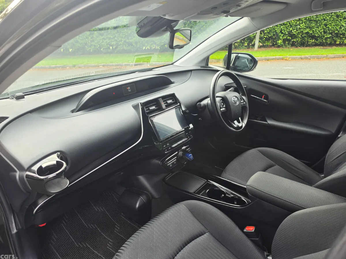 Toyota Prius Hatchback, Petrol Hybrid, 2020, Black
