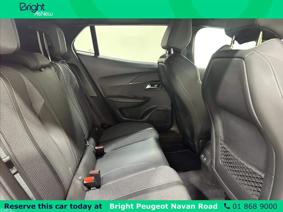 Peugeot 2008 MPV, Petrol, 2023, Red