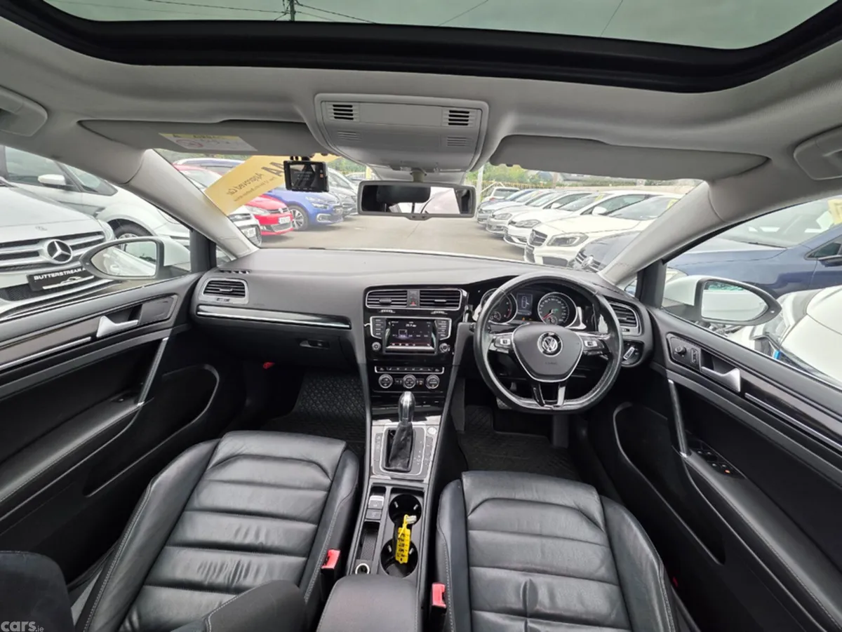Volkswagen Golf Estate, Petrol, 2014, White