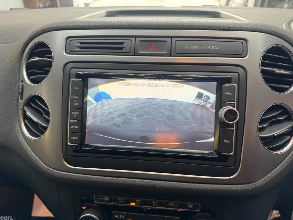 Volkswagen Tiguan SUV, Petrol, 2015, White