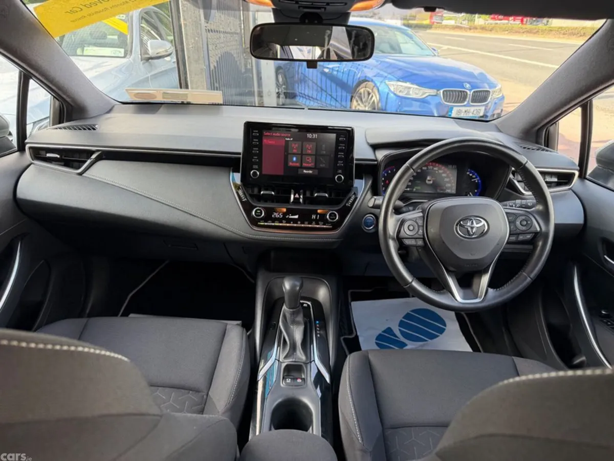 Toyota Corolla Hatchback, Petrol Hybrid, 2019, Grey