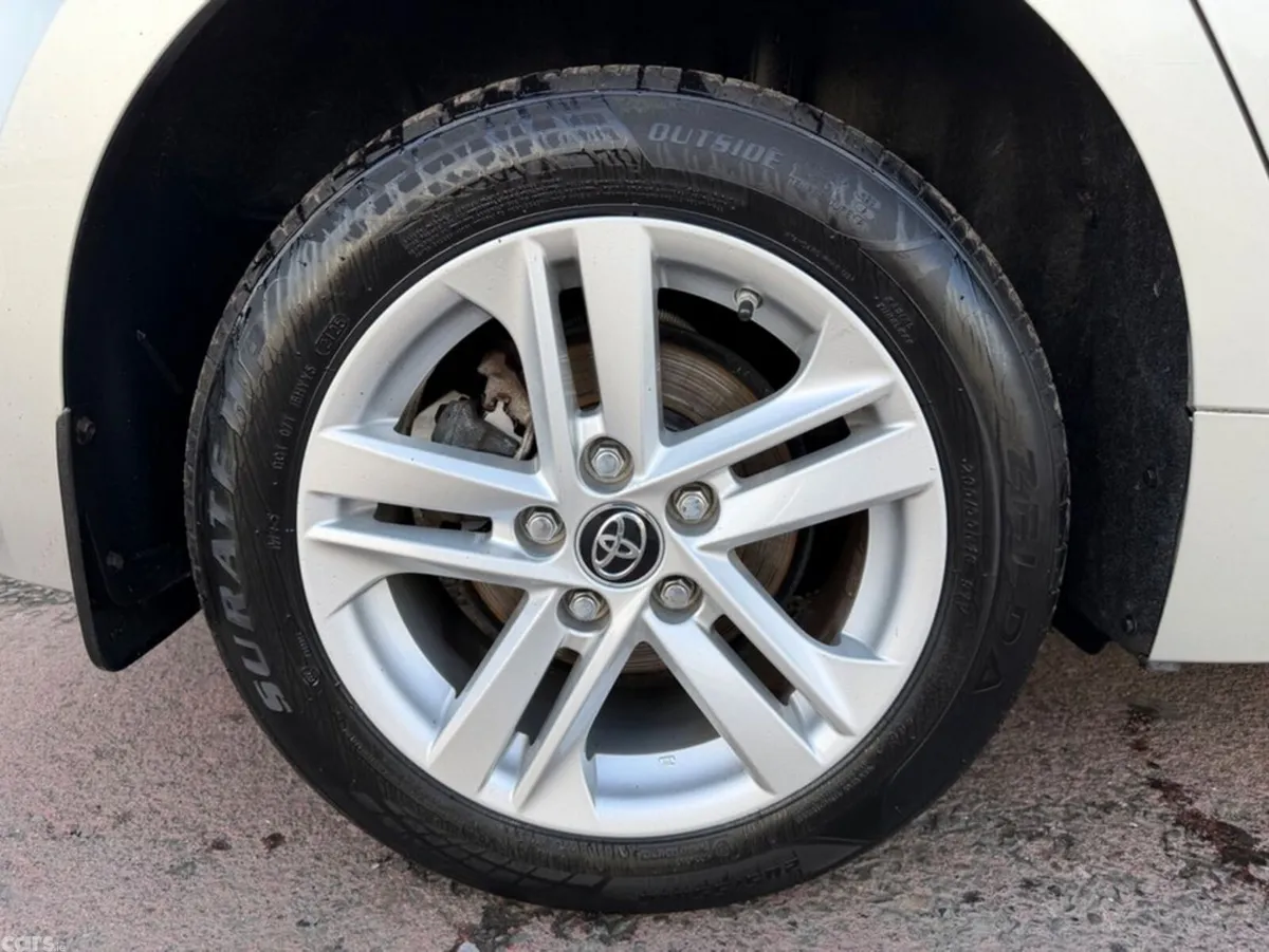 Toyota Corolla Hatchback, Petrol Hybrid, 2019, Grey