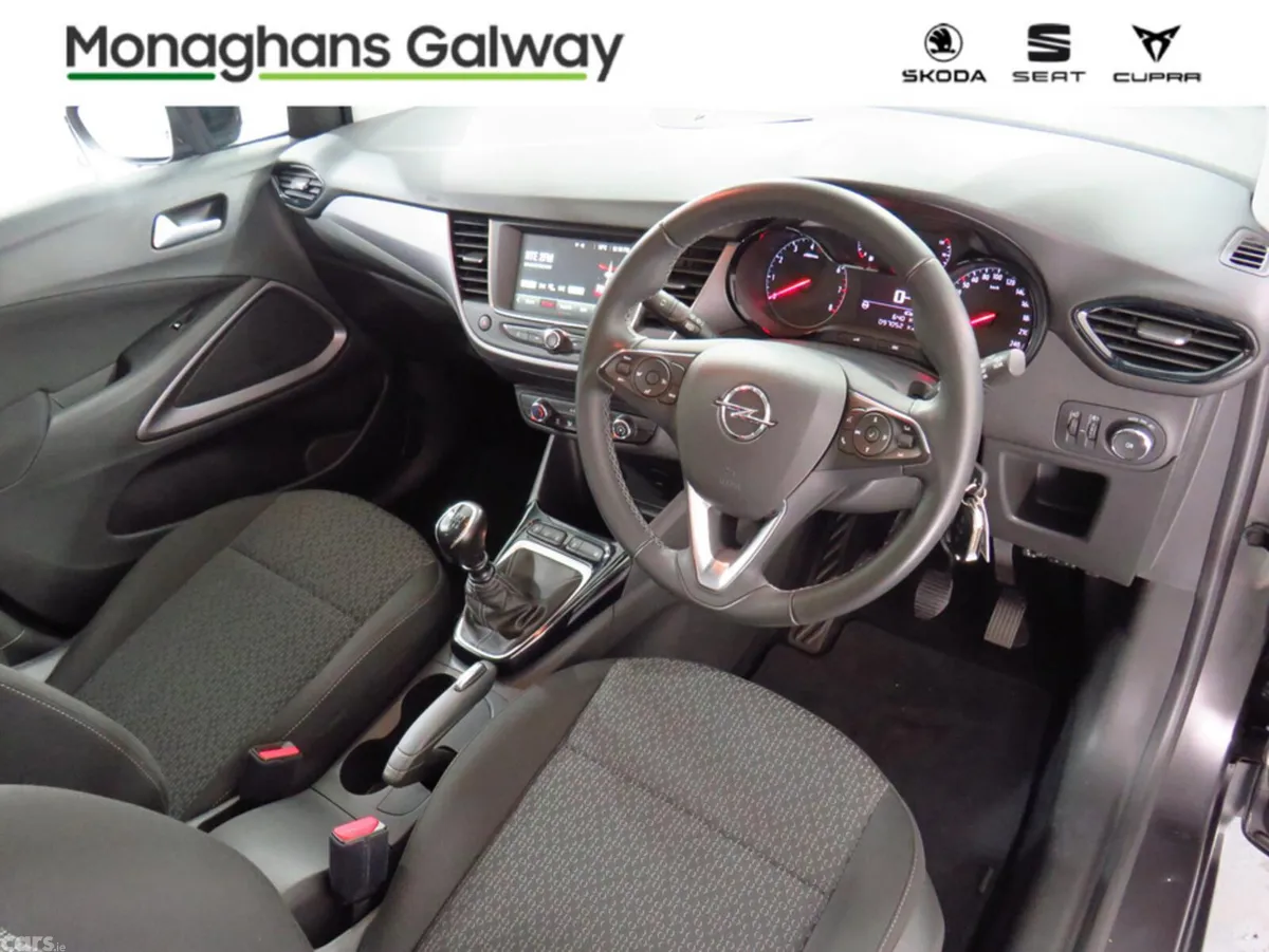Opel Crossland MPV, Diesel, 2023, Grey