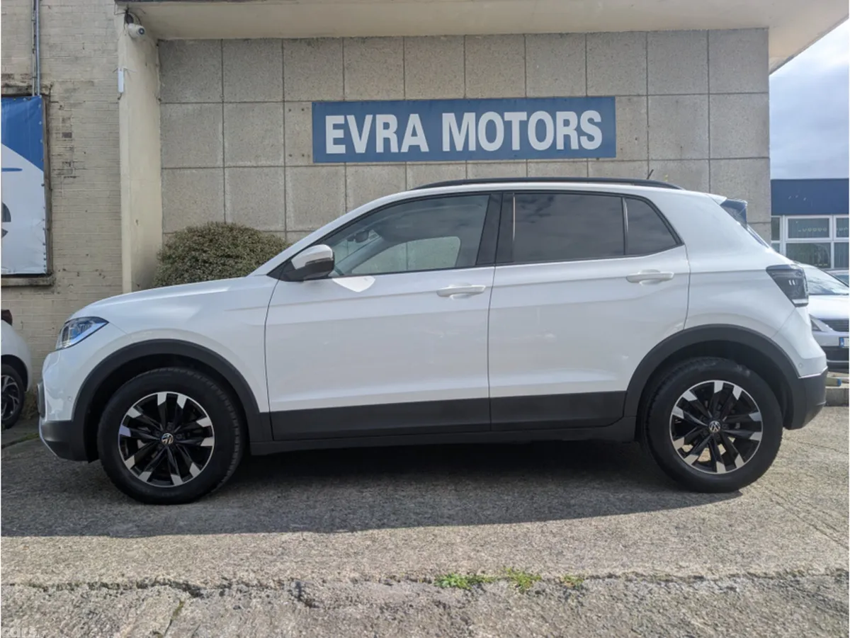 Volkswagen T-Cross SUV, Petrol, 2022, White