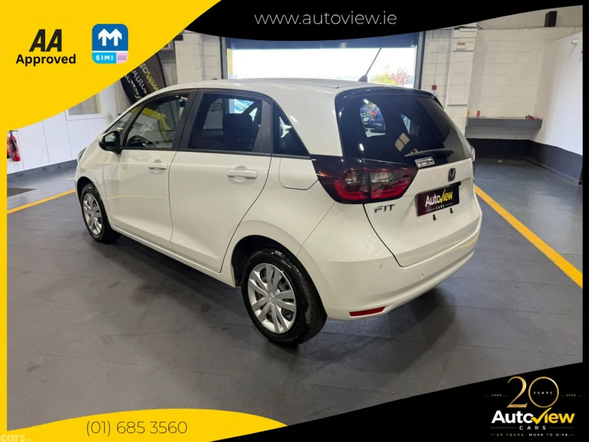 Honda Fit Hatchback, Petrol, 2023, White