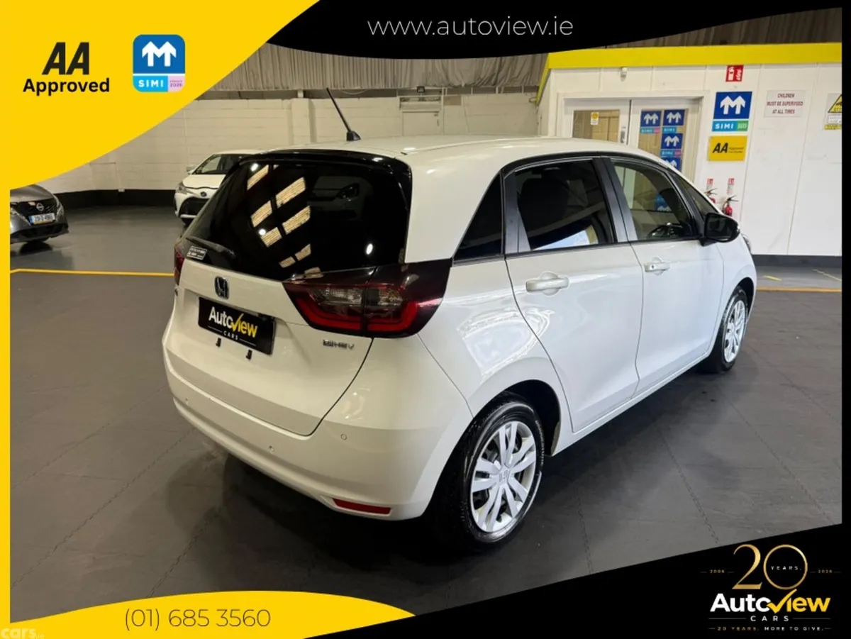 Honda Fit Hatchback, Petrol, 2023, White