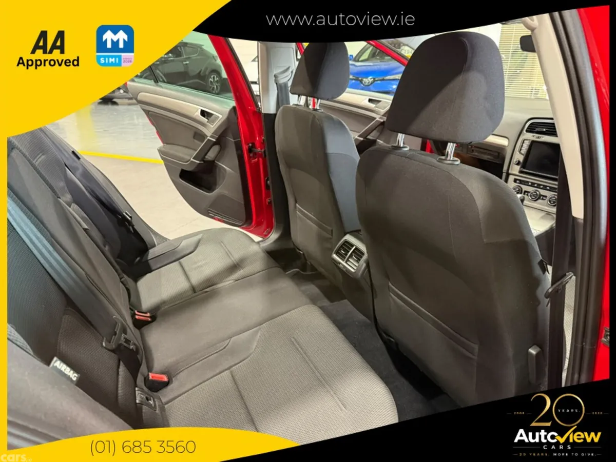 Volkswagen Golf Estate, Petrol, 2017, Red