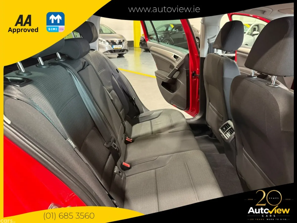 Volkswagen Golf Estate, Petrol, 2017, Red