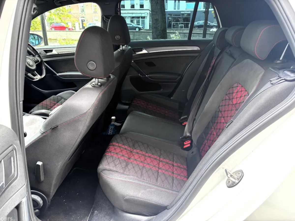 Volkswagen Golf Hatchback, Petrol, 2020, White