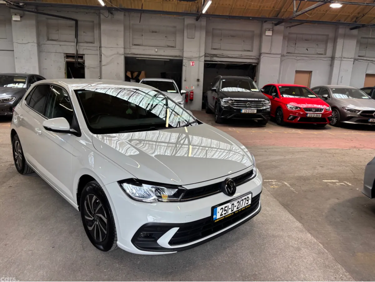 Volkswagen Polo Hatchback, Petrol, 2025, White