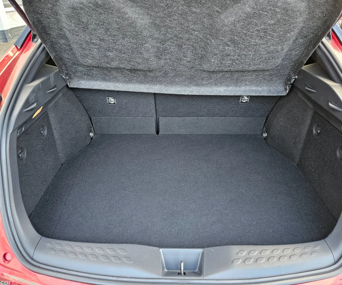 Toyota C-HR SUV, Petrol Hybrid, 2020, Red