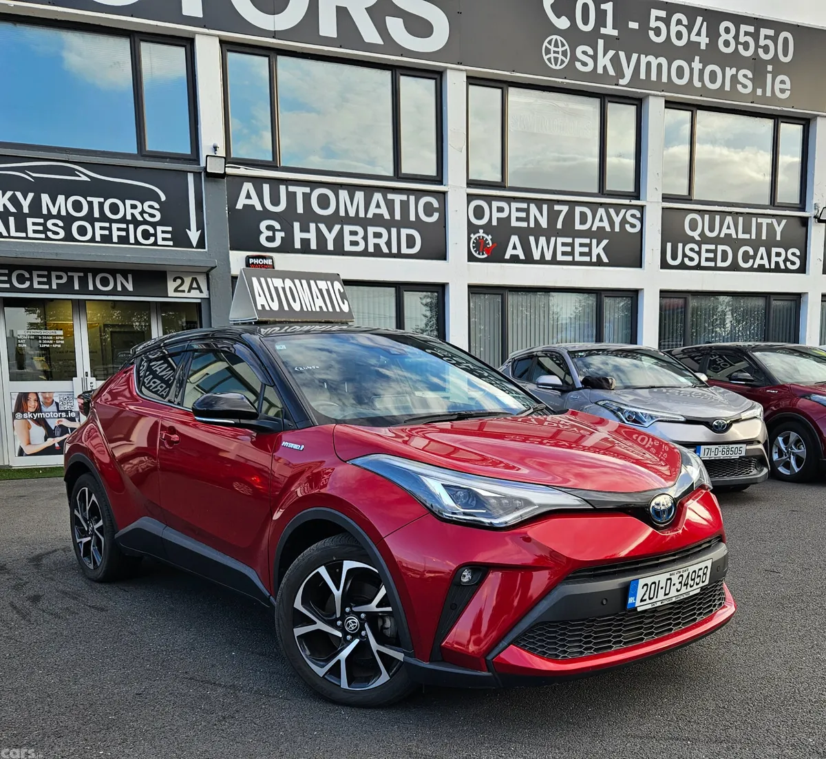 Toyota C-HR SUV, Petrol Hybrid, 2020, Red