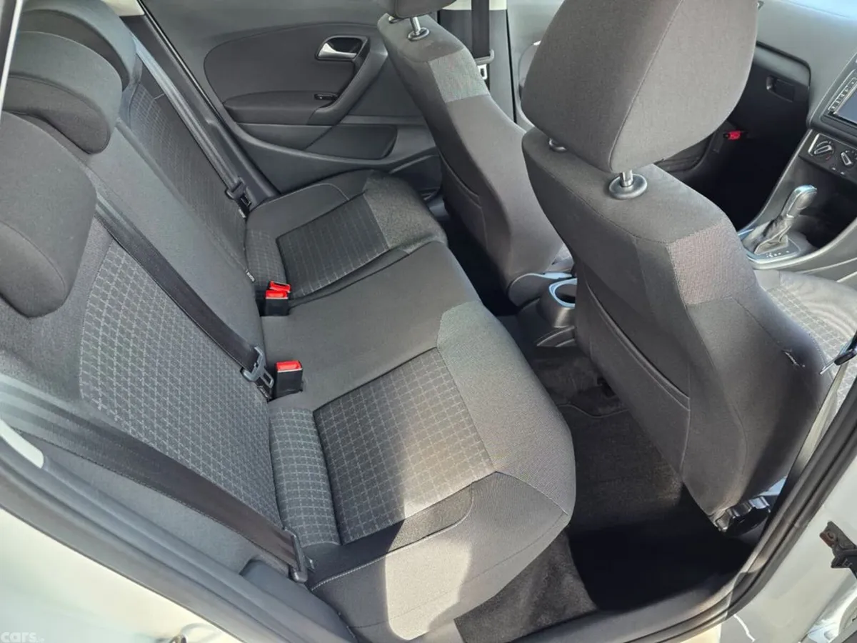 Volkswagen Polo Hatchback, Petrol, 2016, White