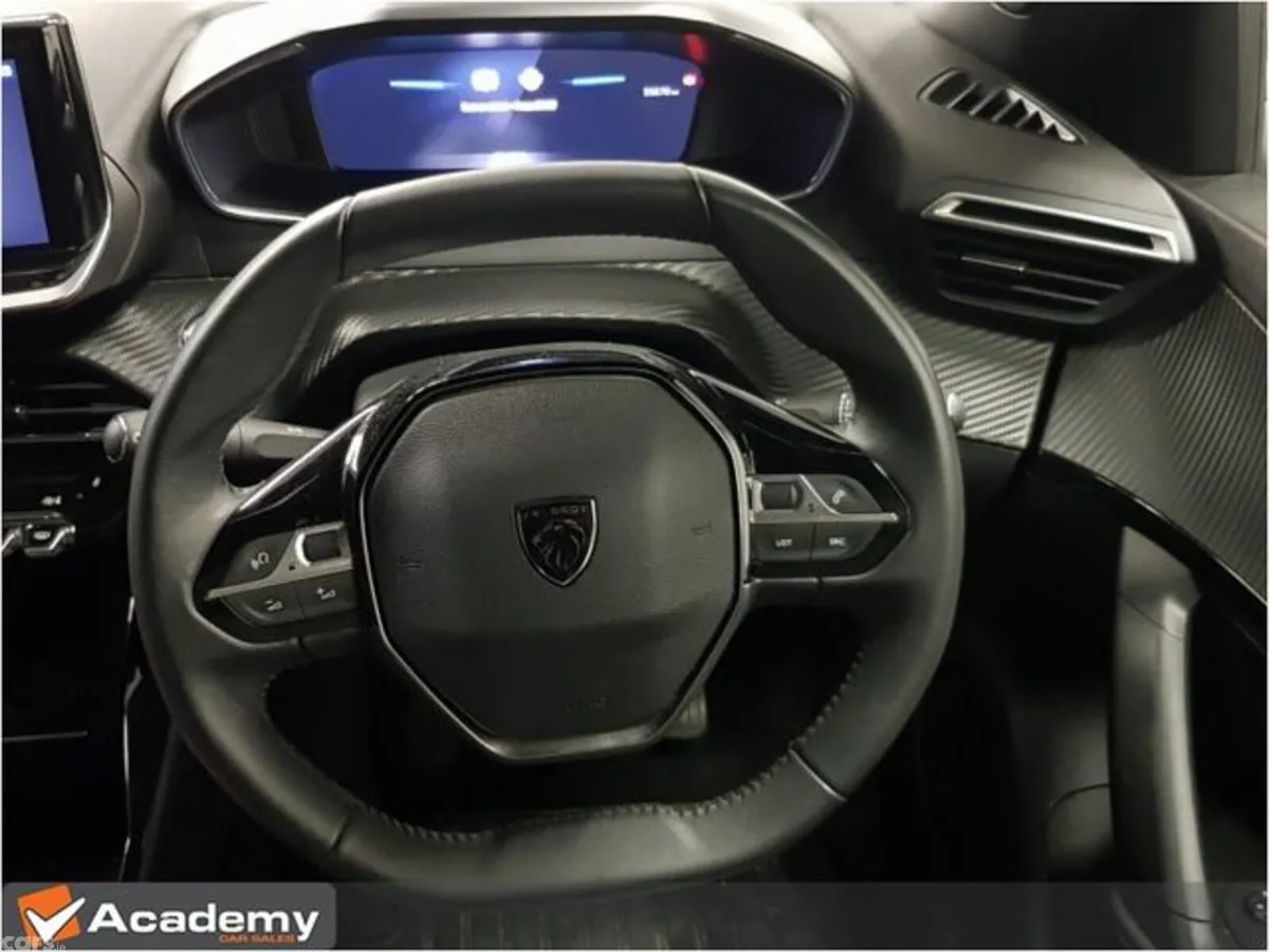 Peugeot 2008 MPV, Petrol, 2024, White
