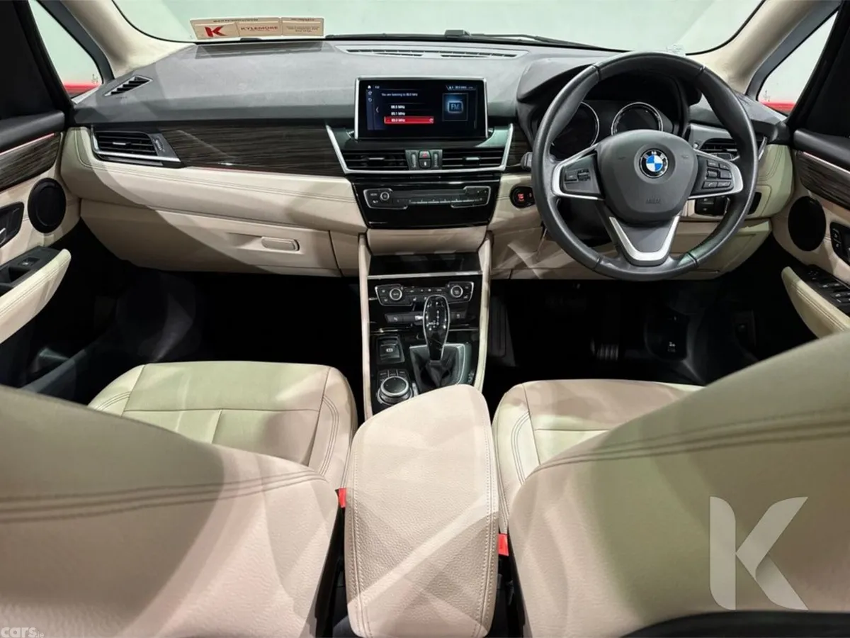 BMW 2-Series MPV, Petrol, 2021, Beige