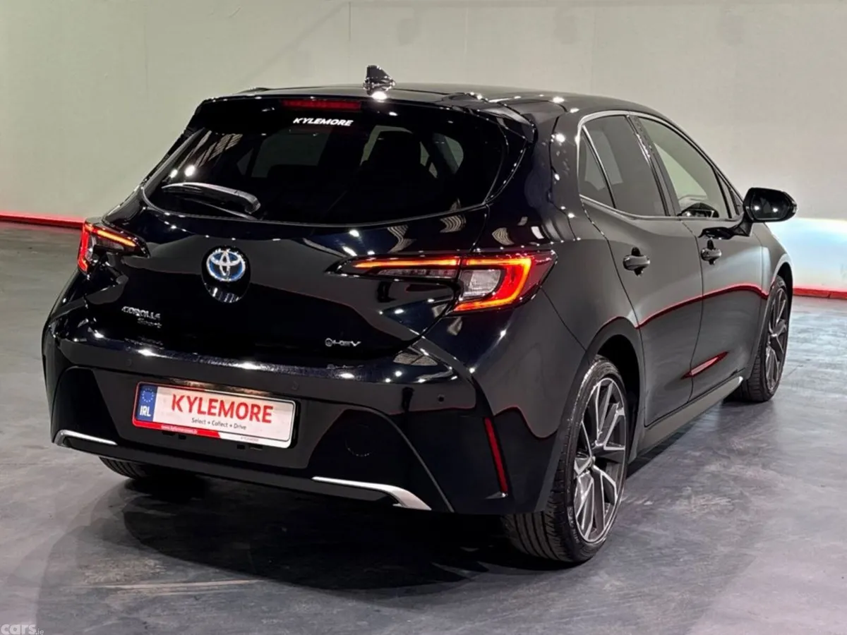 Toyota Corolla Hatchback, Petrol Hybrid, 2025, Black