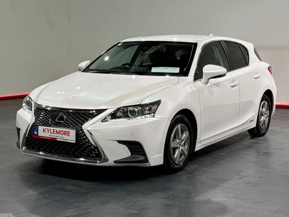 Lexus CT Hatchback, Petrol Hybrid, 2018, White